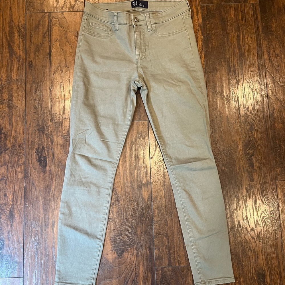 GAP Skinny Pants in Olive Green